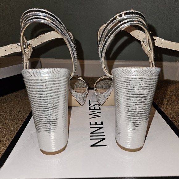 Nine West Silver Platform - Picture 4 of 5